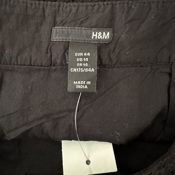 H&M A Line Mini Skirt Eyelet Insert Cotton Minimalist Black Sz 14 NWT - Picture 5 of 7